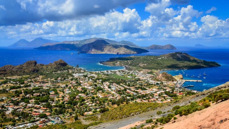 wyspy liparyjskie i jego wulkan